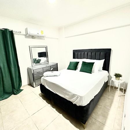 Residencial Ana Maria Hotel Санто Доминго Екстериор снимка